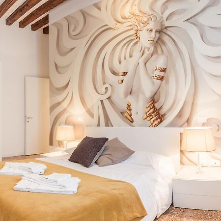 Rialto Apartments Whit Lift Βενετία Εξωτερικό φωτογραφία